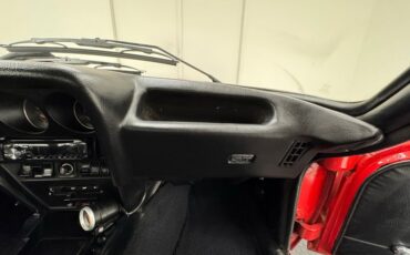 Opel-Gt-1969-Red-Black-39