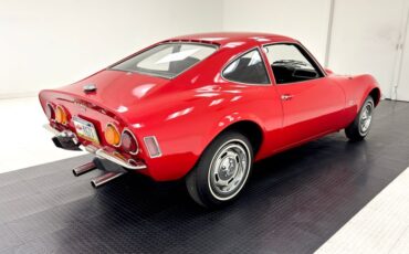 Opel-Gt-1969-Red-Black-4