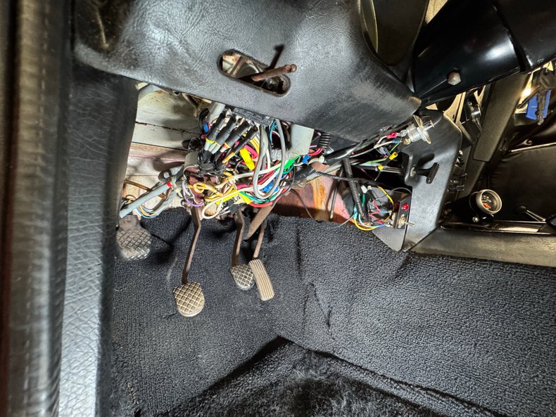 Opel-Gt-1969-Red-Black-42