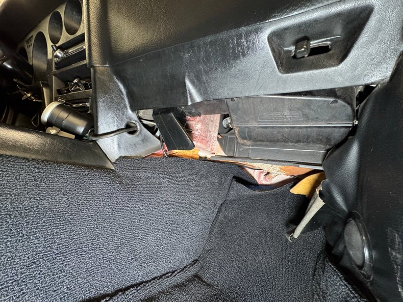 Opel-Gt-1969-Red-Black-43