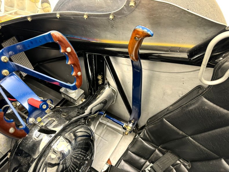 Other-makes-Other-1969-Yellow-Black-30