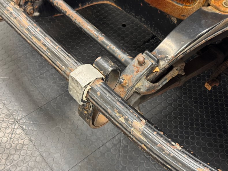 Overland-Other-1929-Black-Brown-15