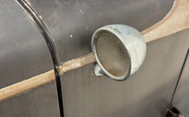 Overland-Other-1929-Black-Brown-19