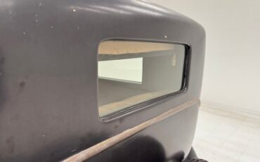 Overland-Other-1929-Black-Brown-23