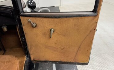 Overland-Other-1929-Black-Brown-39