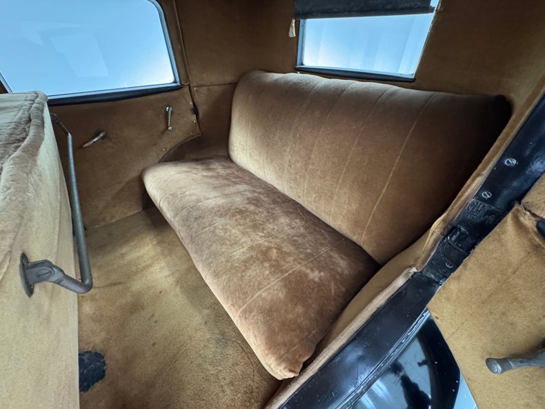 Overland-Other-1929-Black-Brown-42