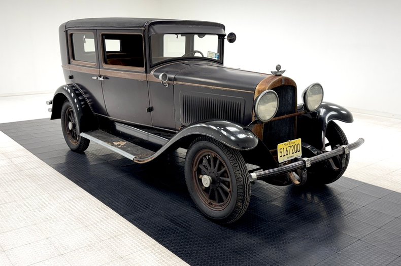 Overland-Other-1929-Black-Brown-9