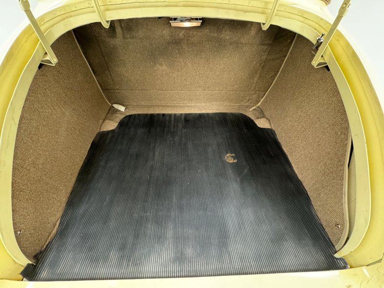 Packard-Other-1938-Packard-Ivory-Black-13