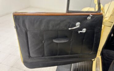 Packard-Other-1938-Packard-Ivory-Black-33