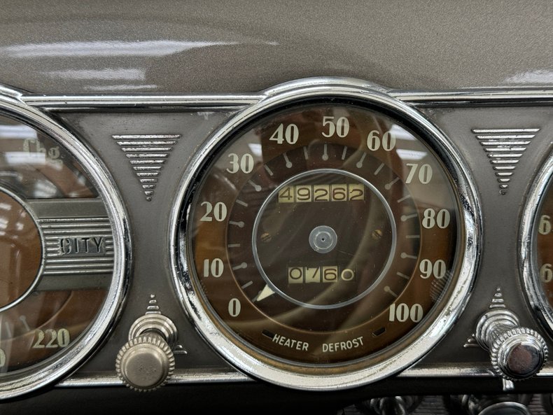 Packard-Other-1938-Packard-Ivory-Black-44