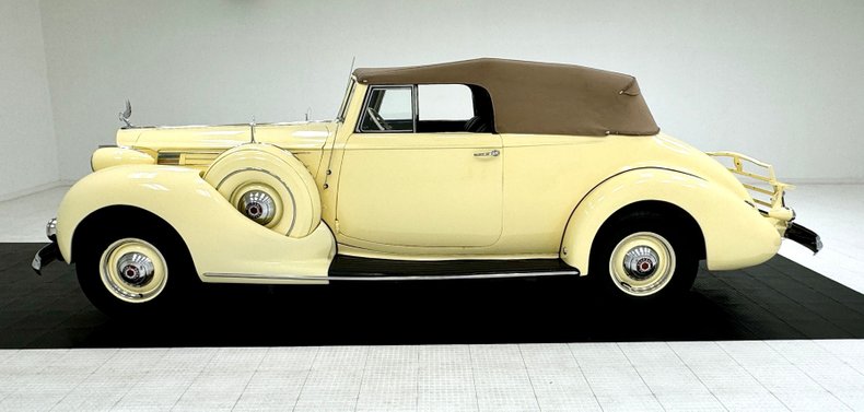 Packard-Other-1938-Packard-Ivory-Black-7