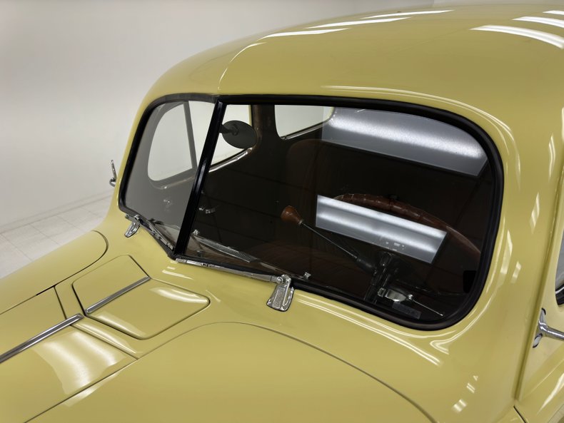 Packard-Other-1939-Pale-Yellow-Brown-18