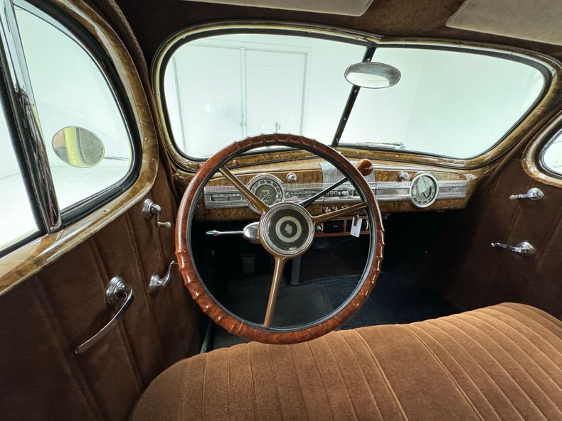Packard-Other-1939-Pale-Yellow-Brown-19