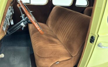 Packard-Other-1939-Pale-Yellow-Brown-2