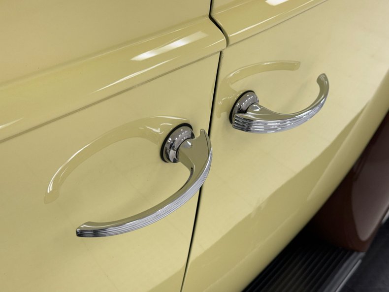 Packard-Other-1939-Pale-Yellow-Brown-21