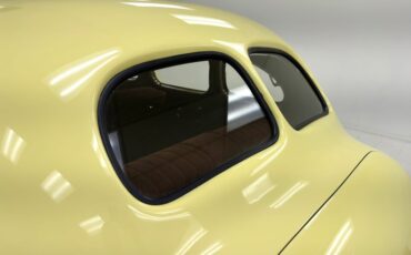 Packard-Other-1939-Pale-Yellow-Brown-22