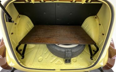 Packard-Other-1939-Pale-Yellow-Brown-30