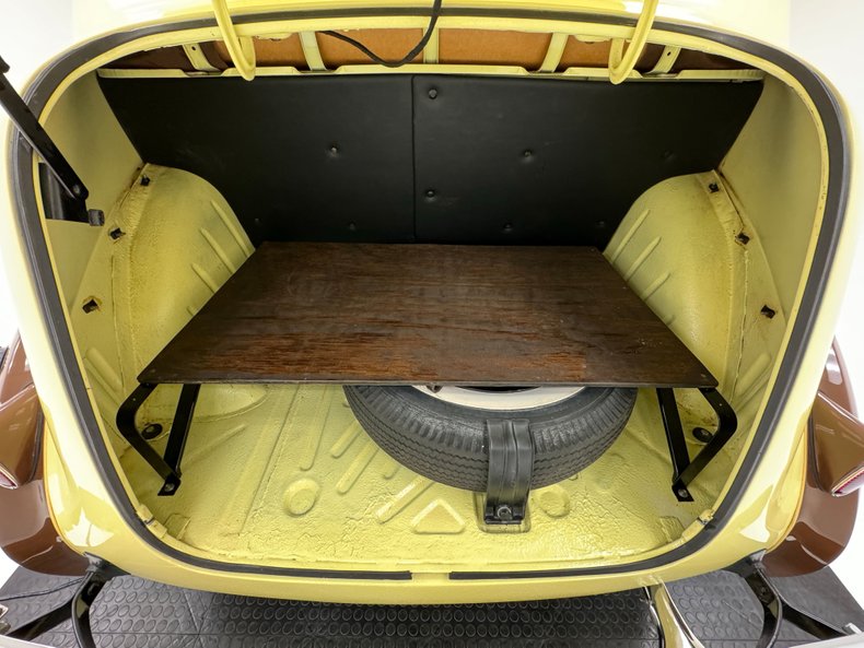 Packard-Other-1939-Pale-Yellow-Brown-30