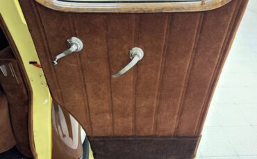 Packard-Other-1939-Pale-Yellow-Brown-33