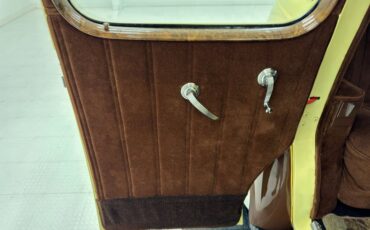 Packard-Other-1939-Pale-Yellow-Brown-34