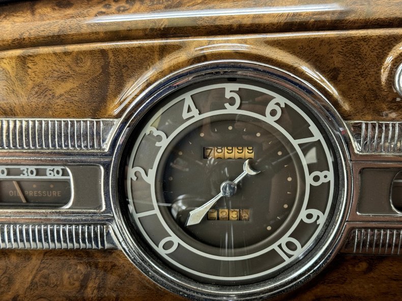 Packard-Other-1939-Pale-Yellow-Brown-37