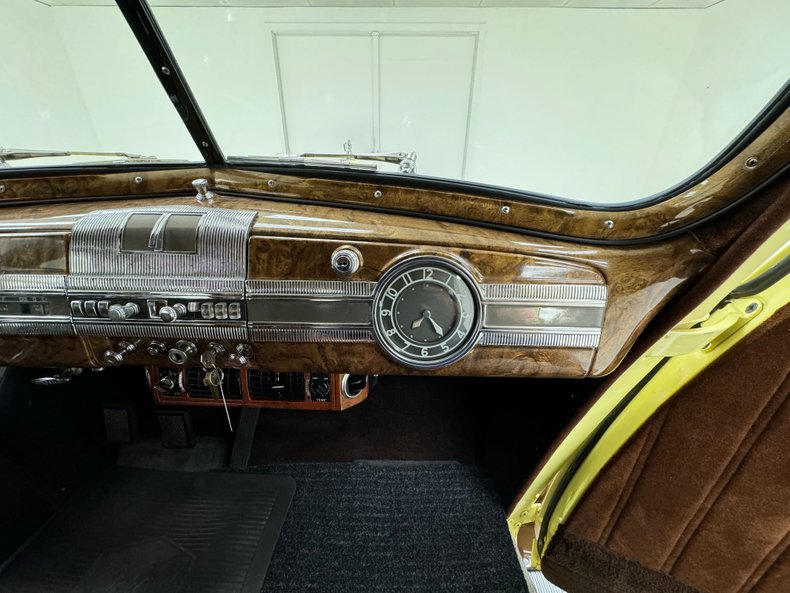 Packard-Other-1939-Pale-Yellow-Brown-39
