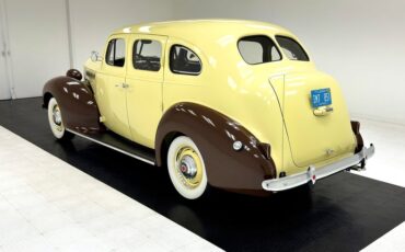 Packard-Other-1939-Pale-Yellow-Brown-43