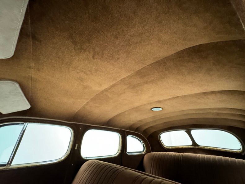 Packard-Other-1939-Pale-Yellow-Brown-45