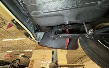 Packard-Other-1939-Pale-Yellow-Brown-47