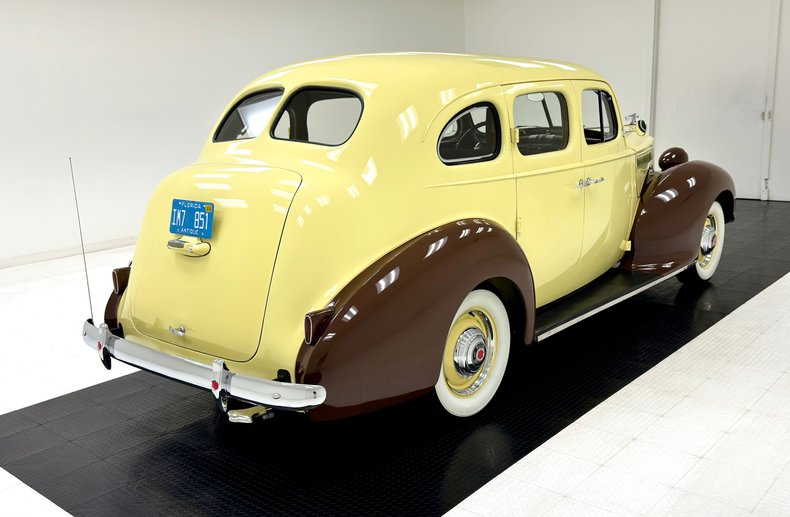 Packard-Other-1939-Pale-Yellow-Brown-8