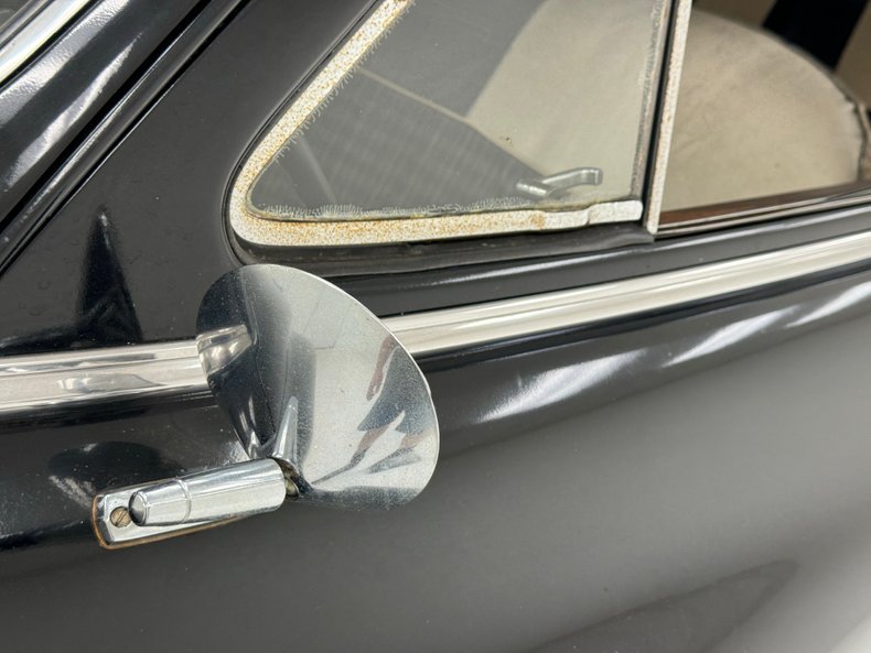 Packard-Other-1949-Black-Beige-21