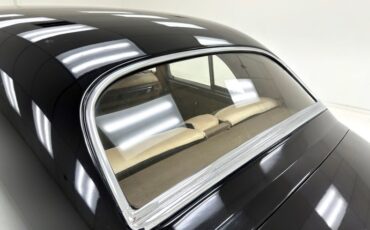 Packard-Other-1949-Black-Beige-23