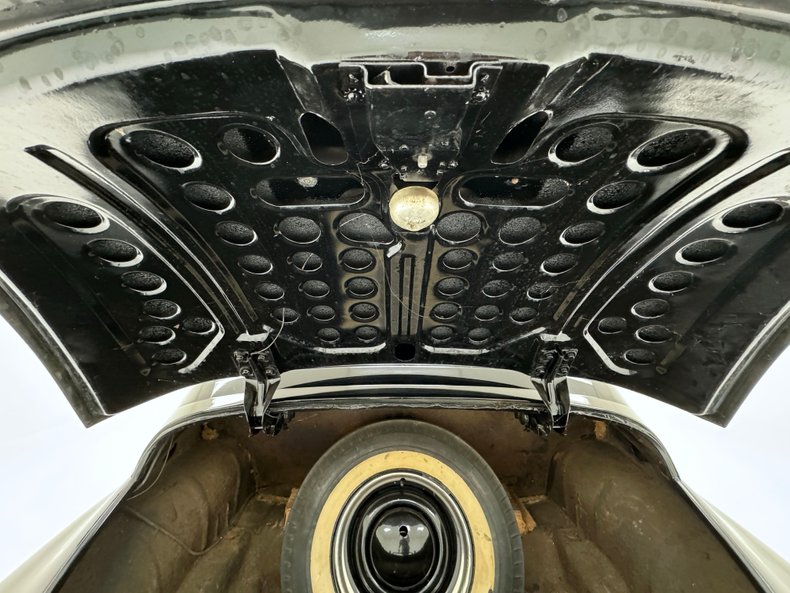 Packard-Other-1949-Black-Beige-42