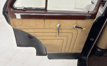 Packard-Other-1949-Black-Beige-46