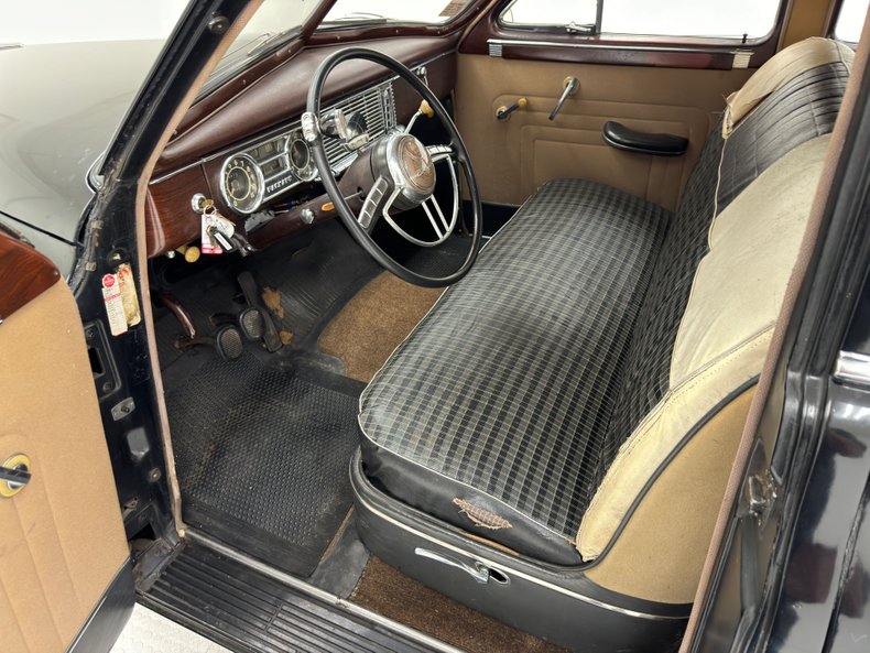 Packard-Other-1949-Black-Beige-5