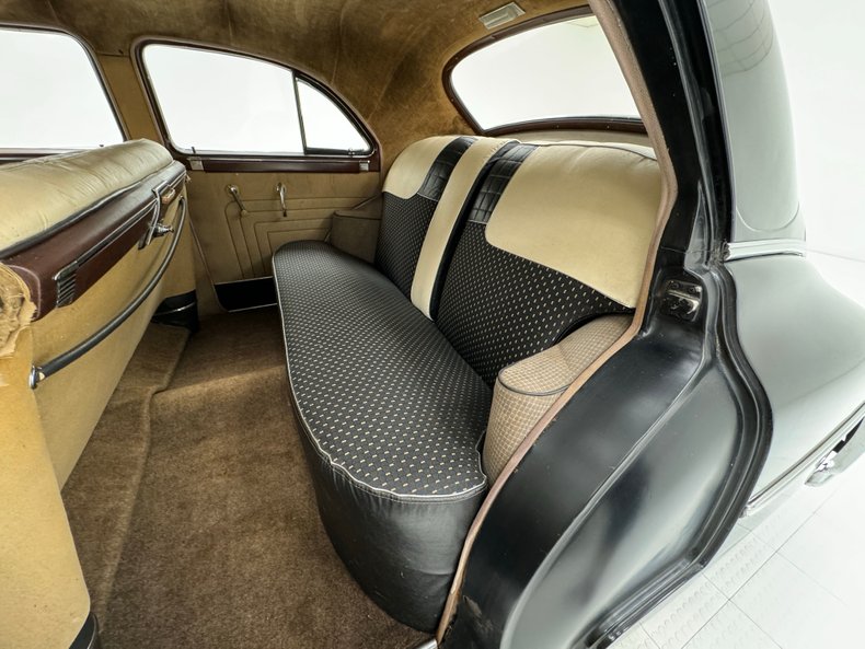 Packard-Other-1949-Black-Beige-6