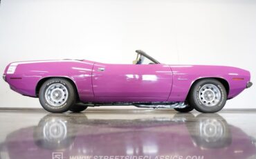 Plymouth-Barracuda-1970-Moulin-Rouge-White-22