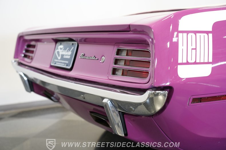 Plymouth-Barracuda-1970-Moulin-Rouge-White-3