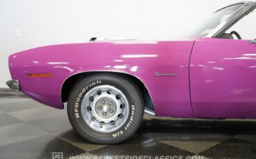 Plymouth-Barracuda-1970-Moulin-Rouge-White-49