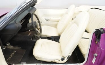 Plymouth-Barracuda-1970-Moulin-Rouge-White-6