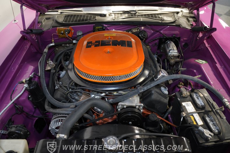 Plymouth-Barracuda-1970-Moulin-Rouge-White-7