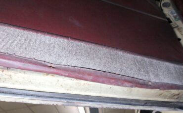 Plymouth-Cranbrook-1951-Yellow-Red-12