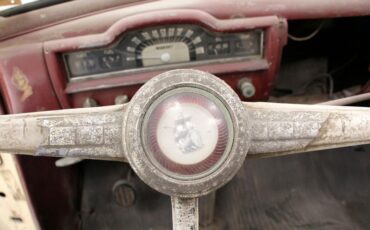 Plymouth-Cranbrook-1951-Yellow-Red-33