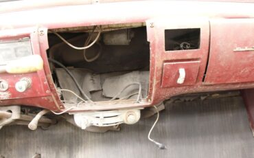 Plymouth-Cranbrook-1951-Yellow-Red-34