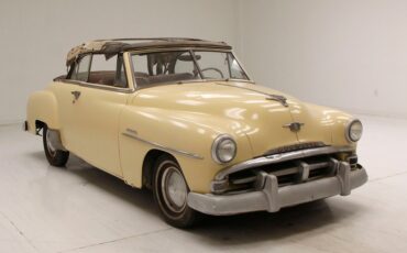 Plymouth-Cranbrook-1951-Yellow-Red-4