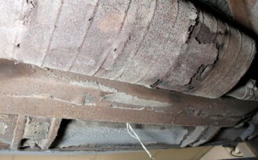 Plymouth-Cranbrook-1951-Yellow-Red-7