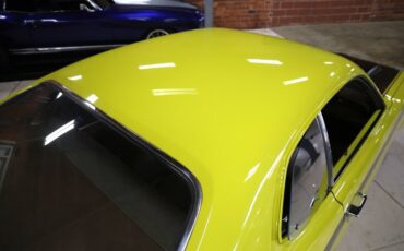 Plymouth-Duster-1971-Curious-Yellow-Tan-1