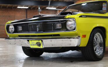 Plymouth-Duster-1971-Curious-Yellow-Tan-15