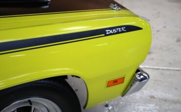 Plymouth-Duster-1971-Curious-Yellow-Tan-24