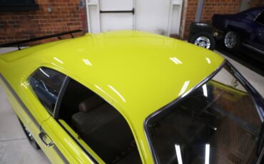 Plymouth-Duster-1971-Curious-Yellow-Tan-28